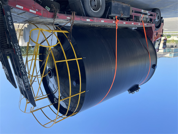 HDPE儲罐細(xì)節(jié)展示 迅升塑料容器